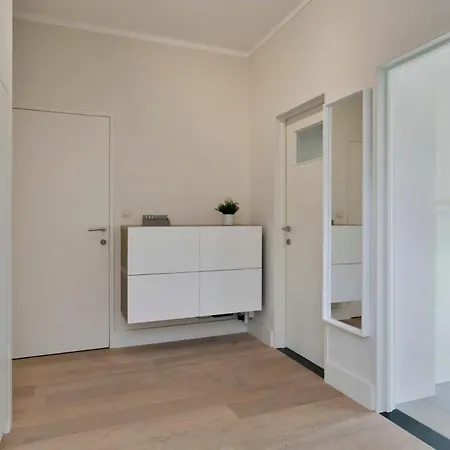 Huswell - Stylish At The Zeedijk Of Apartment *